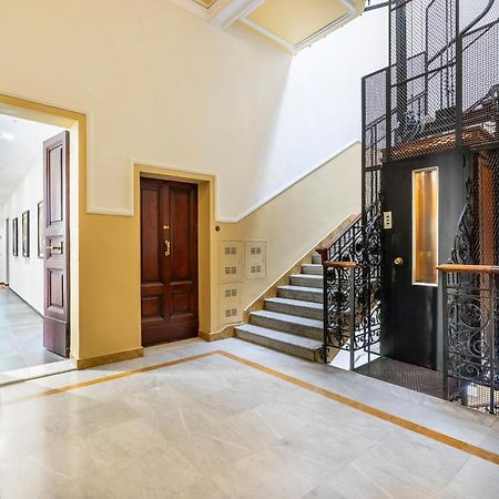 San Marco Black Appartamento Luxury Con Terrazzo E Parcheggio Su Richiesta Florence Extérieur photo